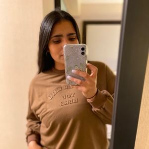 Meet your Posher, Leticia